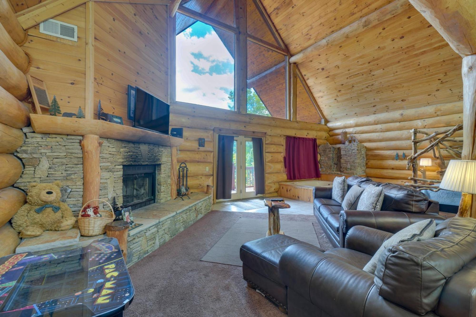 Gatlinburg Cabin With Hot Tub About 11 Miles To Downtown 外观 照片